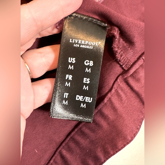 Liverpool Los Angeles Burgundy Blush Denim Jacket Size M Button-Up Pockets NWOT - Picture 9 of 15